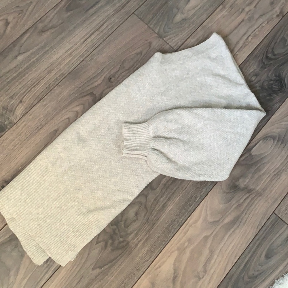 Oversized grey tunic